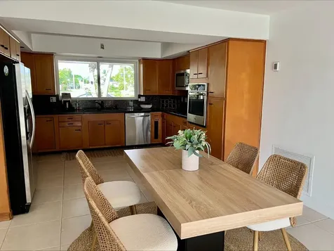 556 SE 15th Avenue Deerfield Beach FL 33441
