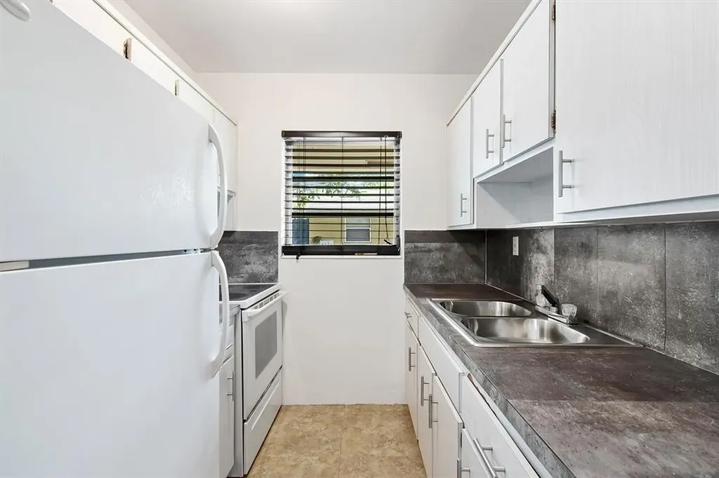 408 SE 9th Street Fort Lauderdale FL 33316