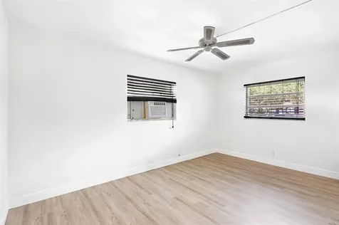 408 SE 9th Street Fort Lauderdale FL 33316