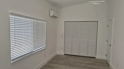 111 NE 45 Street Oakland Park FL 33334