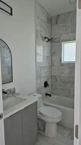 111 NE 45 Street Oakland Park FL 33334