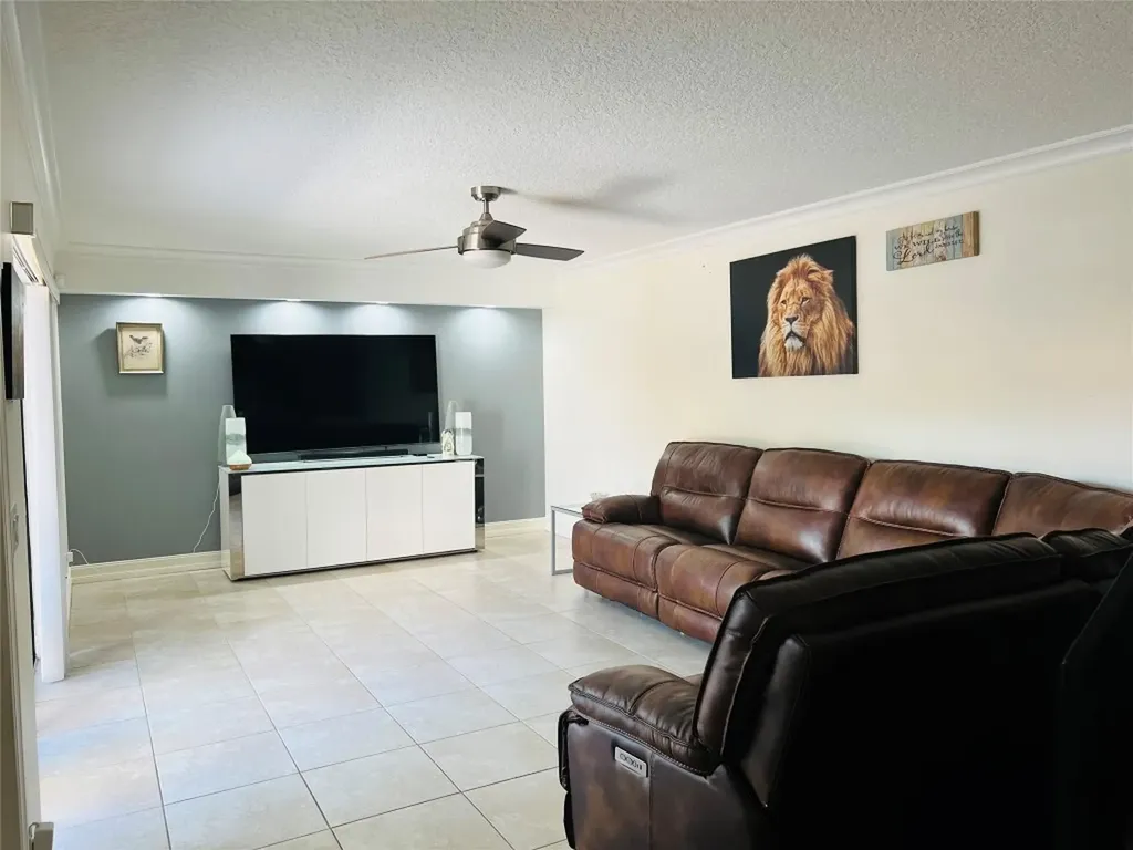2852 Waterford Drive Deerfield Beach FL 33442