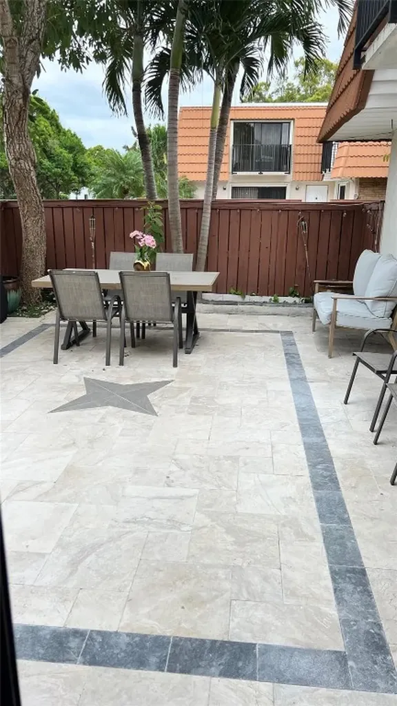 2852 Waterford Drive Deerfield Beach FL 33442