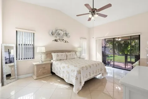 2326 NW 96th Way Coral Springs FL 33065