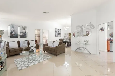 2326 NW 96th Way Coral Springs FL 33065