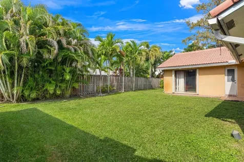 2326 NW 96th Way Coral Springs FL 33065