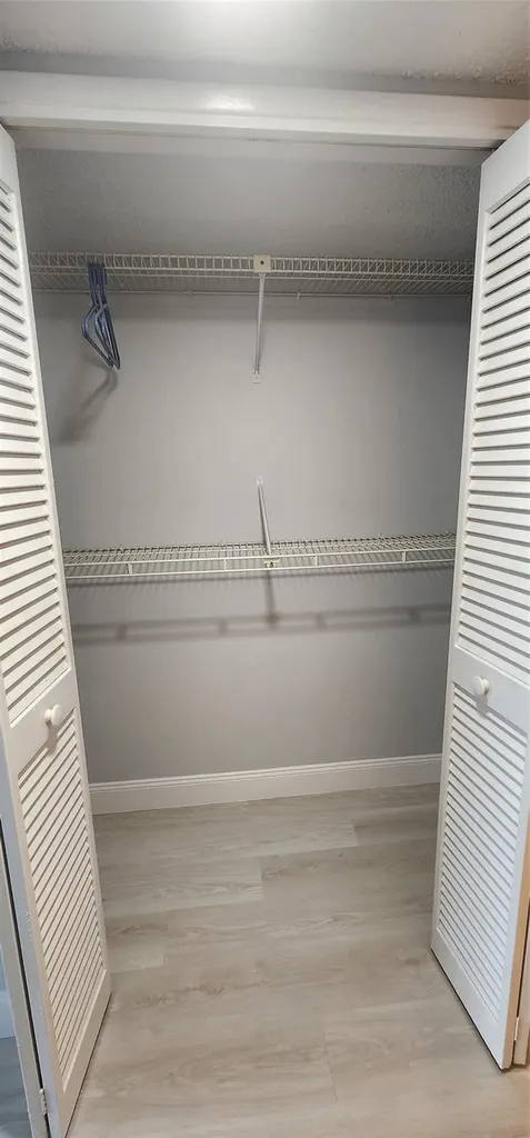 3503 Oaks Way Pompano Beach FL 33069
