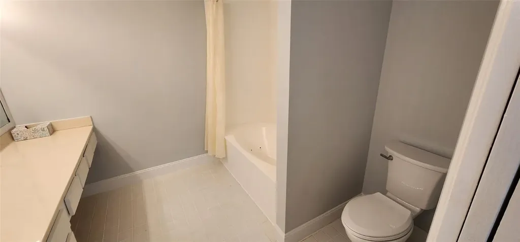 3503 Oaks Way Pompano Beach FL 33069