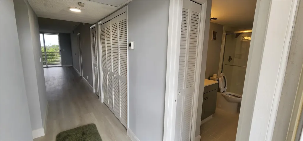 3503 Oaks Way Pompano Beach FL 33069
