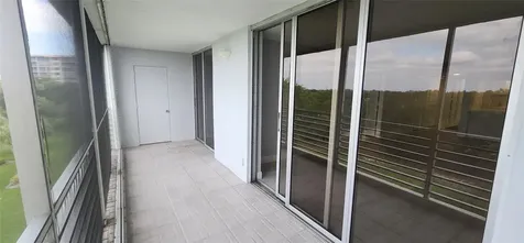 3503 Oaks Way Pompano Beach FL 33069