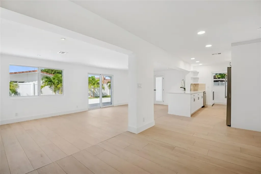5621 NE 16th Avenue Fort Lauderdale FL 33334