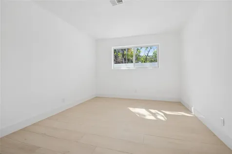 5621 NE 16th Avenue Fort Lauderdale FL 33334