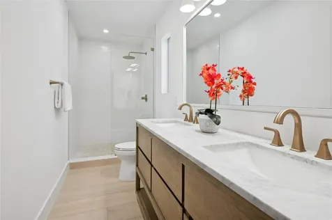 5621 NE 16th Avenue Fort Lauderdale FL 33334