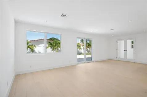 5621 NE 16th Avenue Fort Lauderdale FL 33334