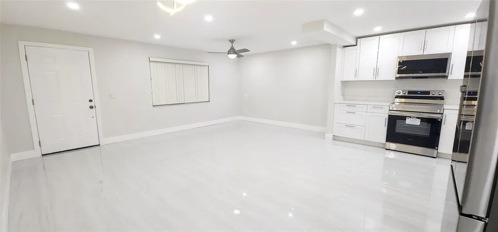 343 Normandy H Delray Beach FL 33484