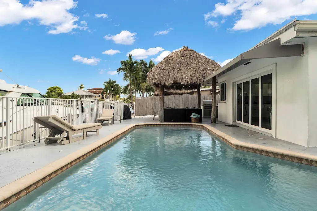 2233 SE 15th Street Pompano Beach FL 33062
