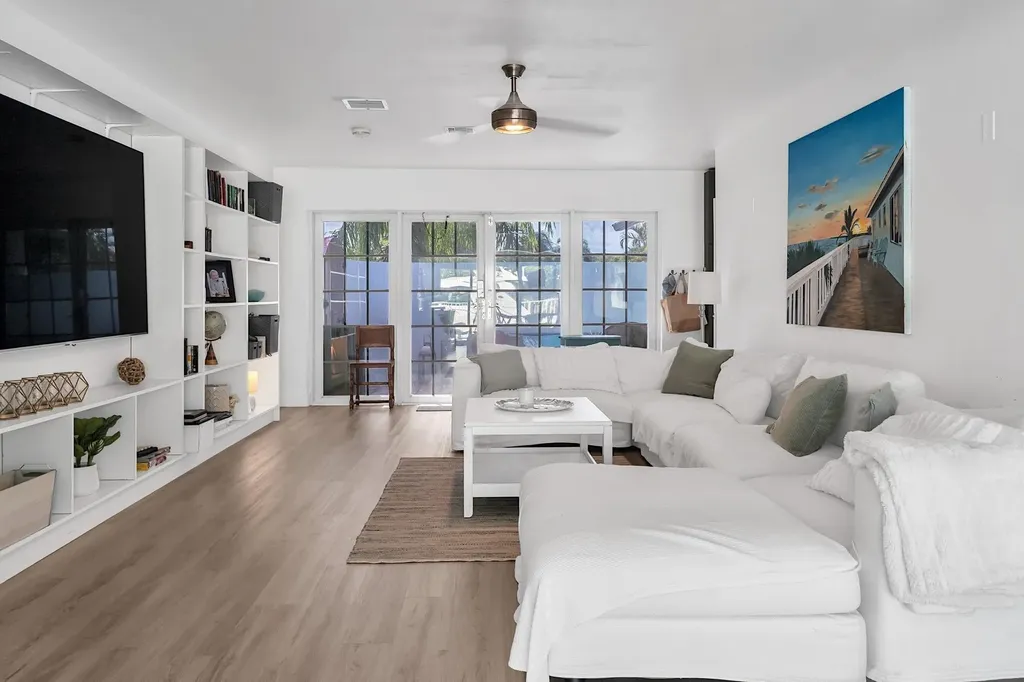 2233 SE 15th Street Pompano Beach FL 33062
