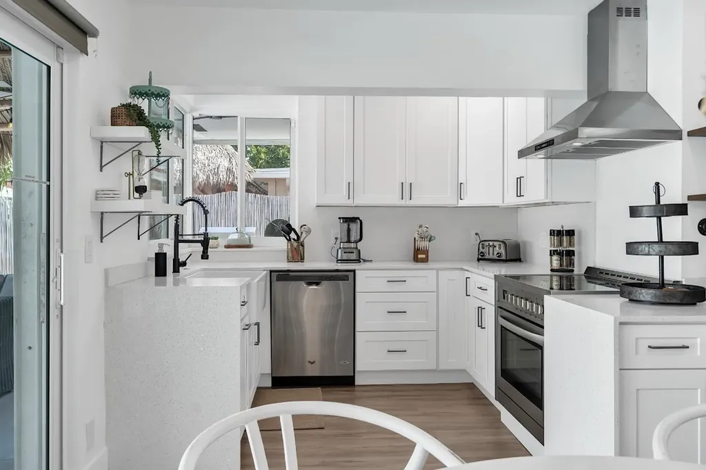 2233 SE 15th Street Pompano Beach FL 33062