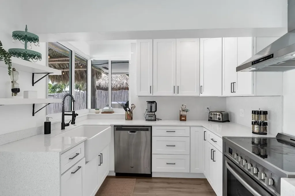 2233 SE 15th Street Pompano Beach FL 33062