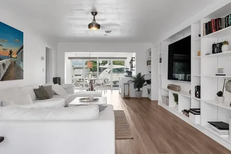 2233 SE 15th Street Pompano Beach FL 33062