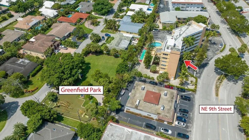 2400 NE 9th Street Fort Lauderdale FL 33304