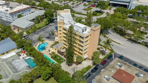 2400 NE 9th Street Fort Lauderdale FL 33304