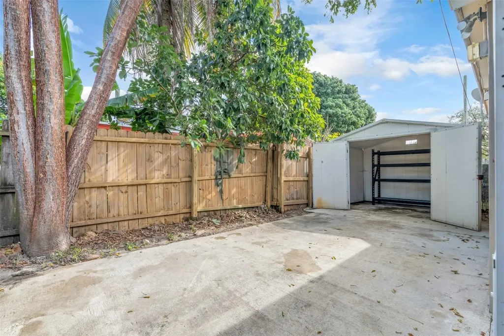 5181 SW 14th Street Fort Lauderdale FL 33317