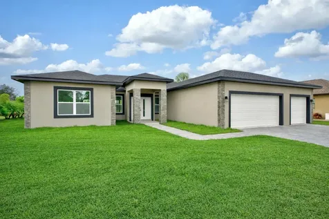 4900 Myrtle Beach Drive Sebring FL 33872