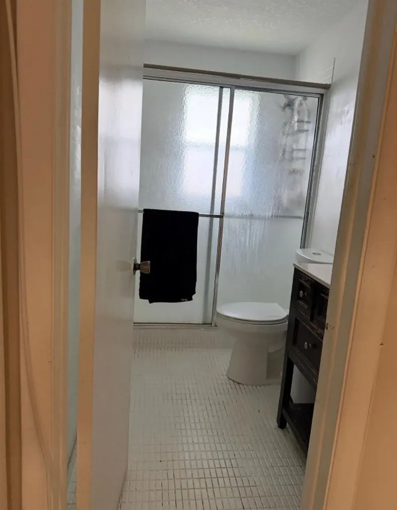 5515 Lakewood Circle Pompano Beach FL 33063