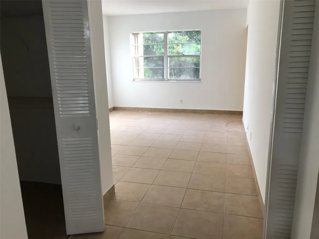 4394 NW 9th Avenue Deerfield Beach FL 33064
