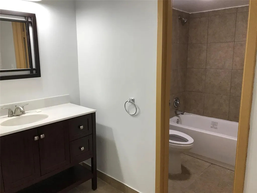 4394 NW 9th Avenue Deerfield Beach FL 33064