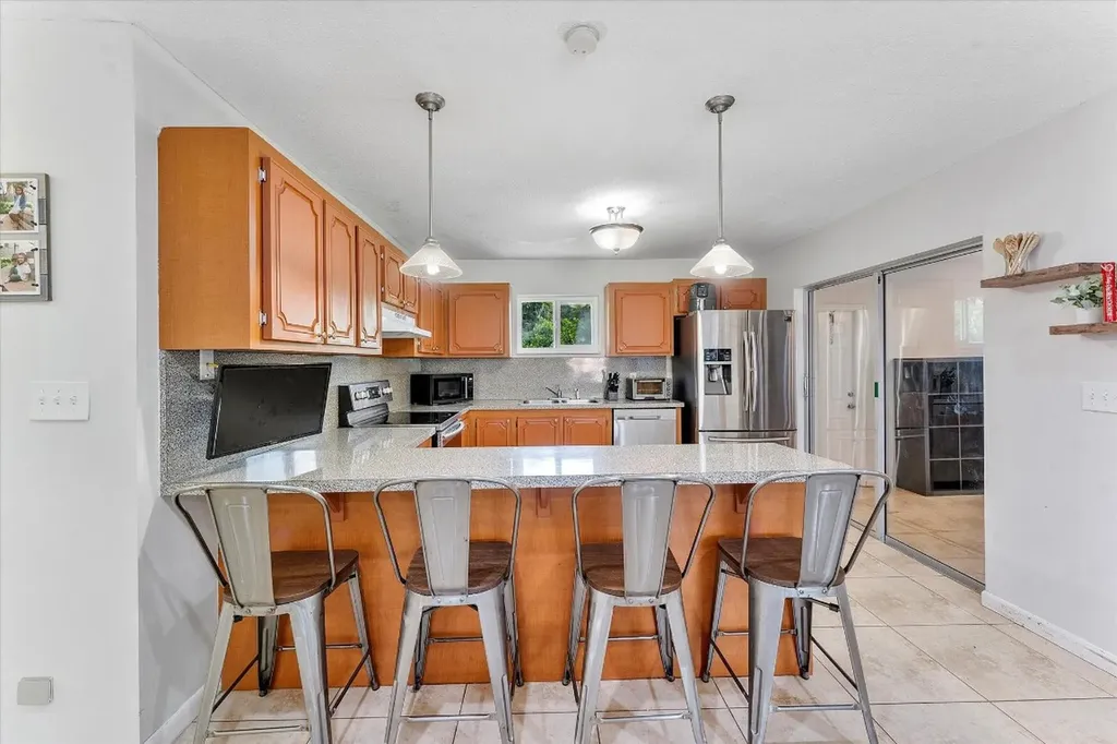 2757 NW 83rd Terrace Coral Springs FL 33065
