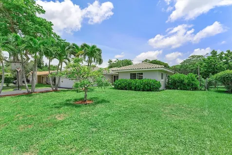 2757 NW 83rd Terrace Coral Springs FL 33065
