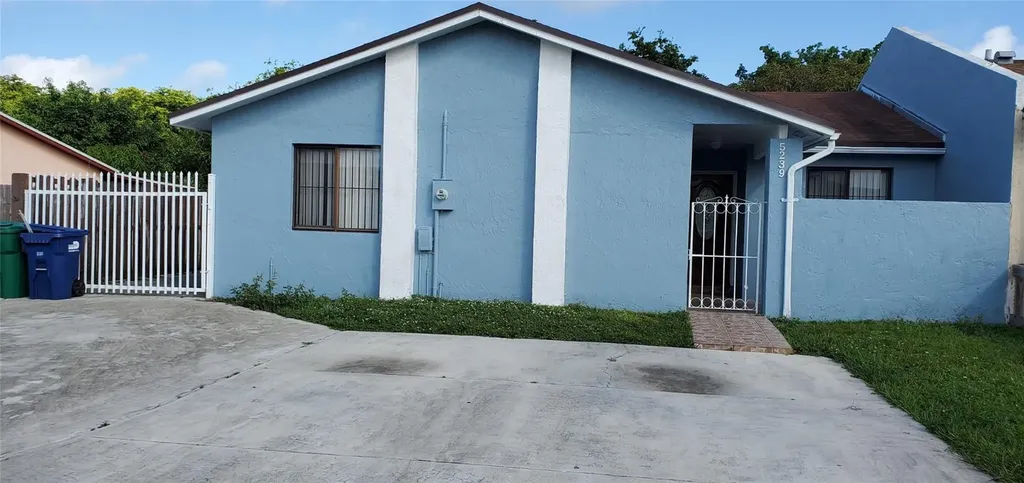 5239 NW 198th Terrace Miami Gardens FL 33055