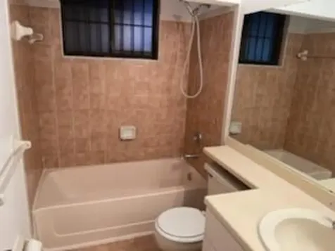 5239 NW 198th Terrace Miami Gardens FL 33055