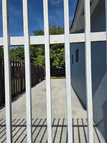 5239 NW 198th Terrace Miami Gardens FL 33055