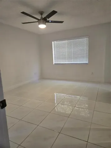 5239 NW 198th Terrace Miami Gardens FL 33055