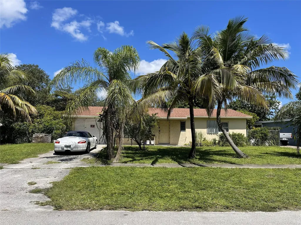 671 NW 38th Street Deerfield Beach FL 33064