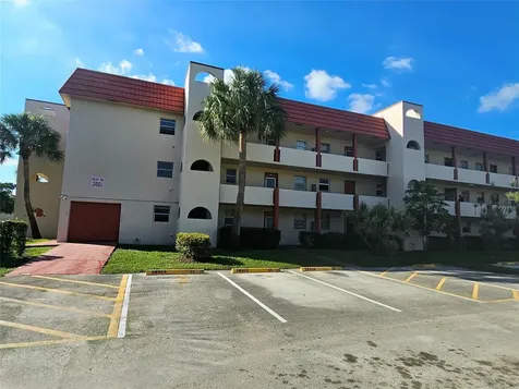 3051 Sunrise Lakes Drive Fort Lauderdale FL 33322