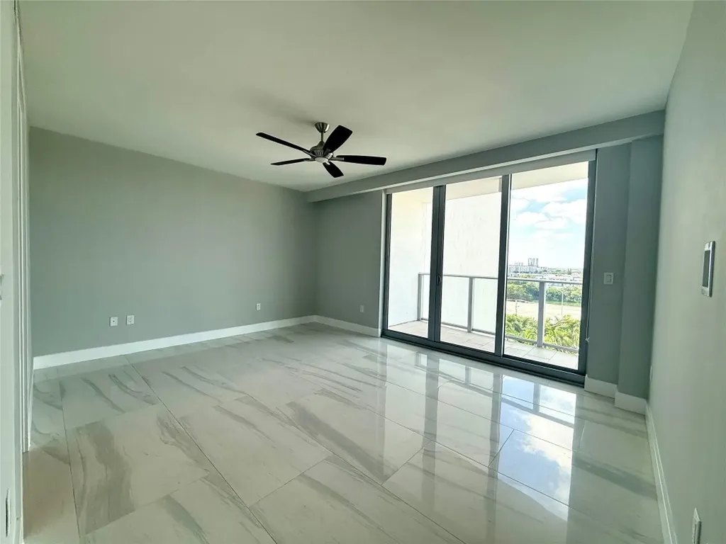 1180 N Federal Highway Fort Lauderdale FL 33304