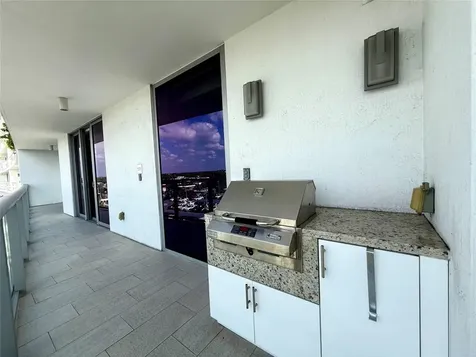 1180 N Federal Highway Fort Lauderdale FL 33304