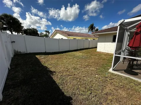 6860 Calle Del Paz Boca Raton FL 33433