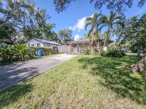 1403 SW 27th Court Fort Lauderdale FL 33315