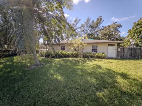 1403 SW 27th Court Fort Lauderdale FL 33315
