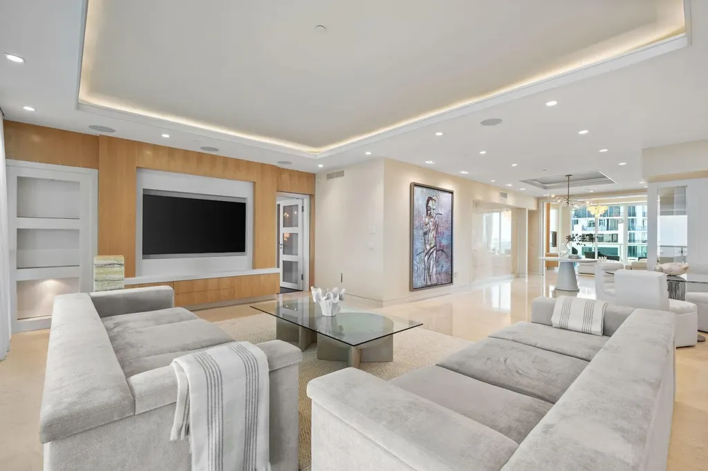 101 S Fort Lauderdale Beach Boulevard Fort Lauderdale FL 33316