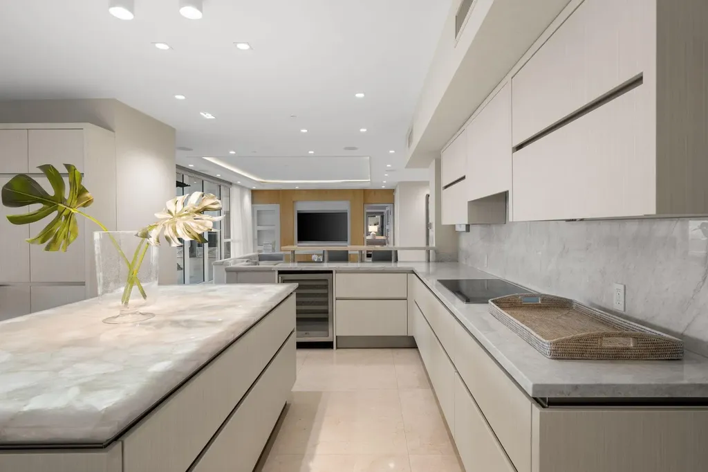 101 S Fort Lauderdale Beach Boulevard Fort Lauderdale FL 33316