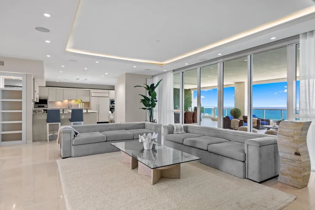 101 S Fort Lauderdale Beach Boulevard Fort Lauderdale FL 33316