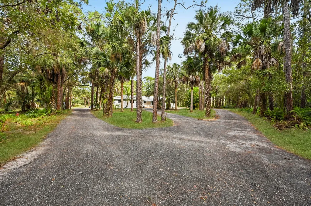 5225 SW Ludlum Street Palm City FL 34990