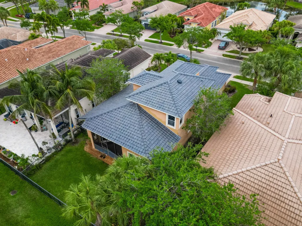 7233 NW 116th Way Parkland FL 33076