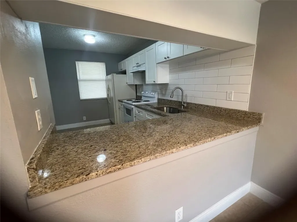 179 SE 3rd Street Deerfield Beach FL 33441